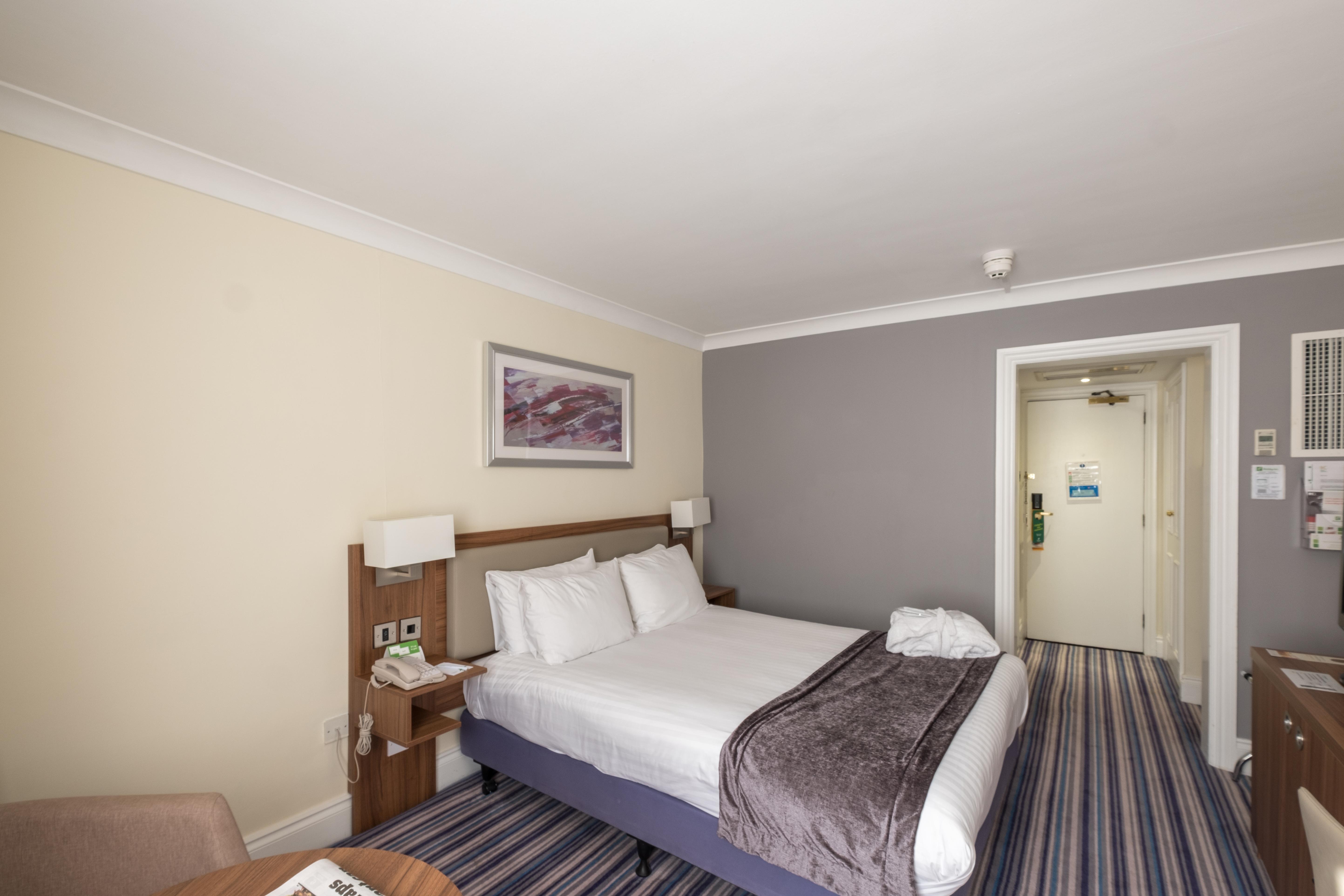 Holiday Inn Swindon By Ihg Exteriör bild