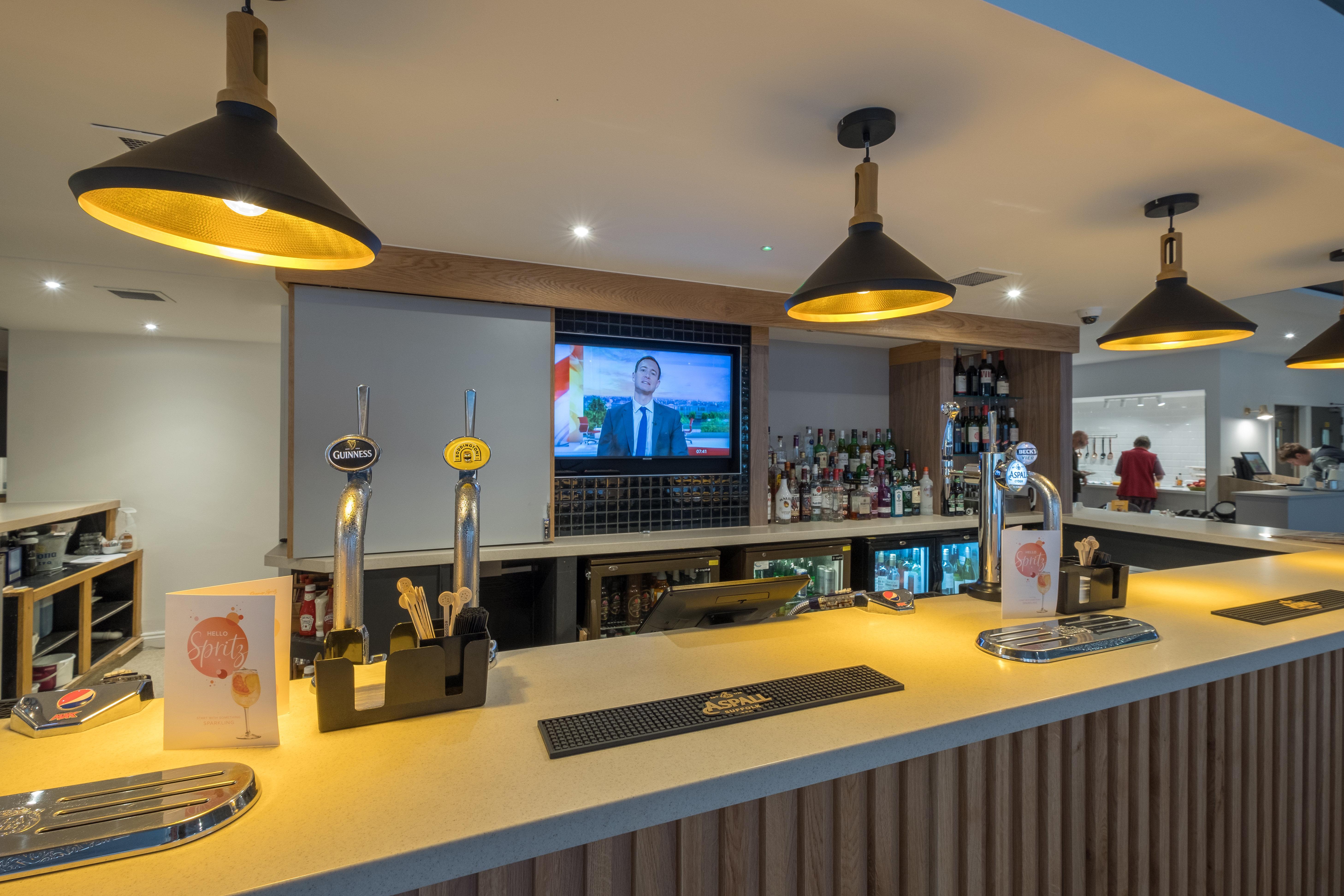 Holiday Inn Swindon By Ihg Exteriör bild