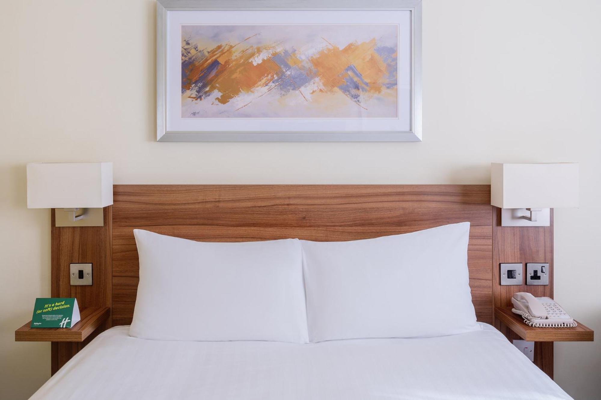 Holiday Inn Swindon By Ihg Exteriör bild