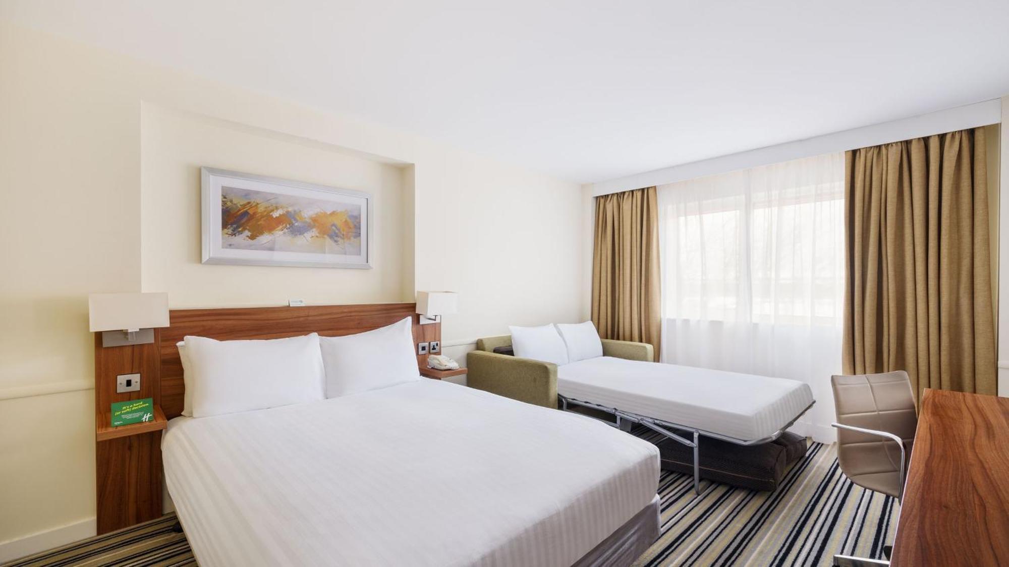Holiday Inn Swindon By Ihg Exteriör bild