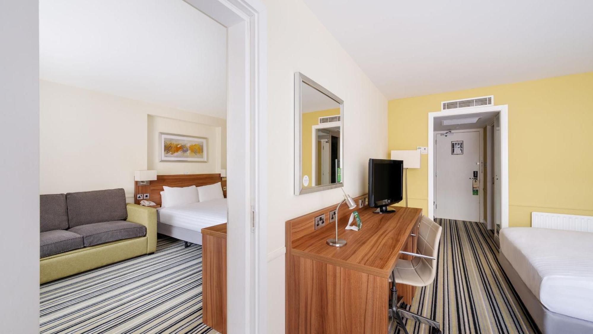 Holiday Inn Swindon By Ihg Exteriör bild