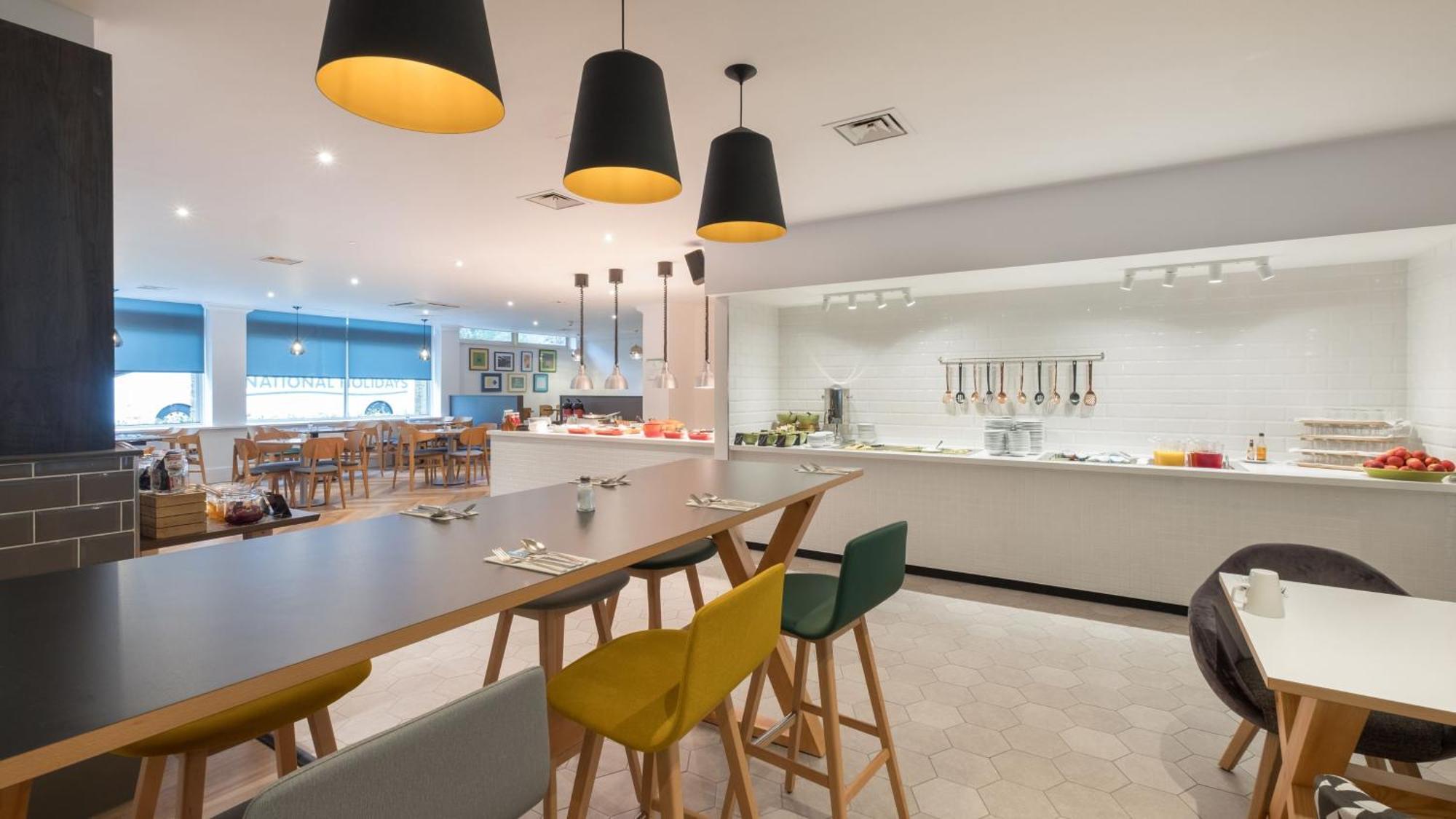 Holiday Inn Swindon By Ihg Exteriör bild
