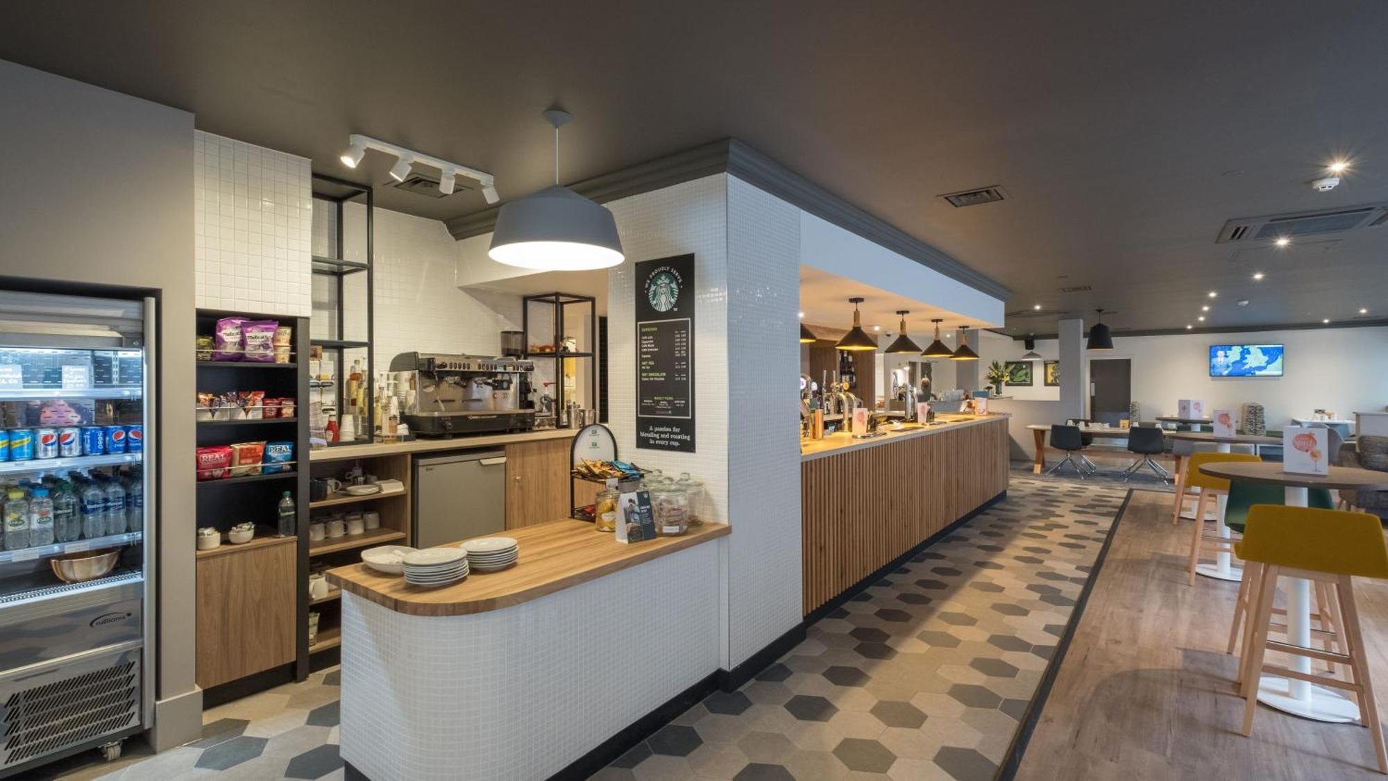 Holiday Inn Swindon By Ihg Exteriör bild